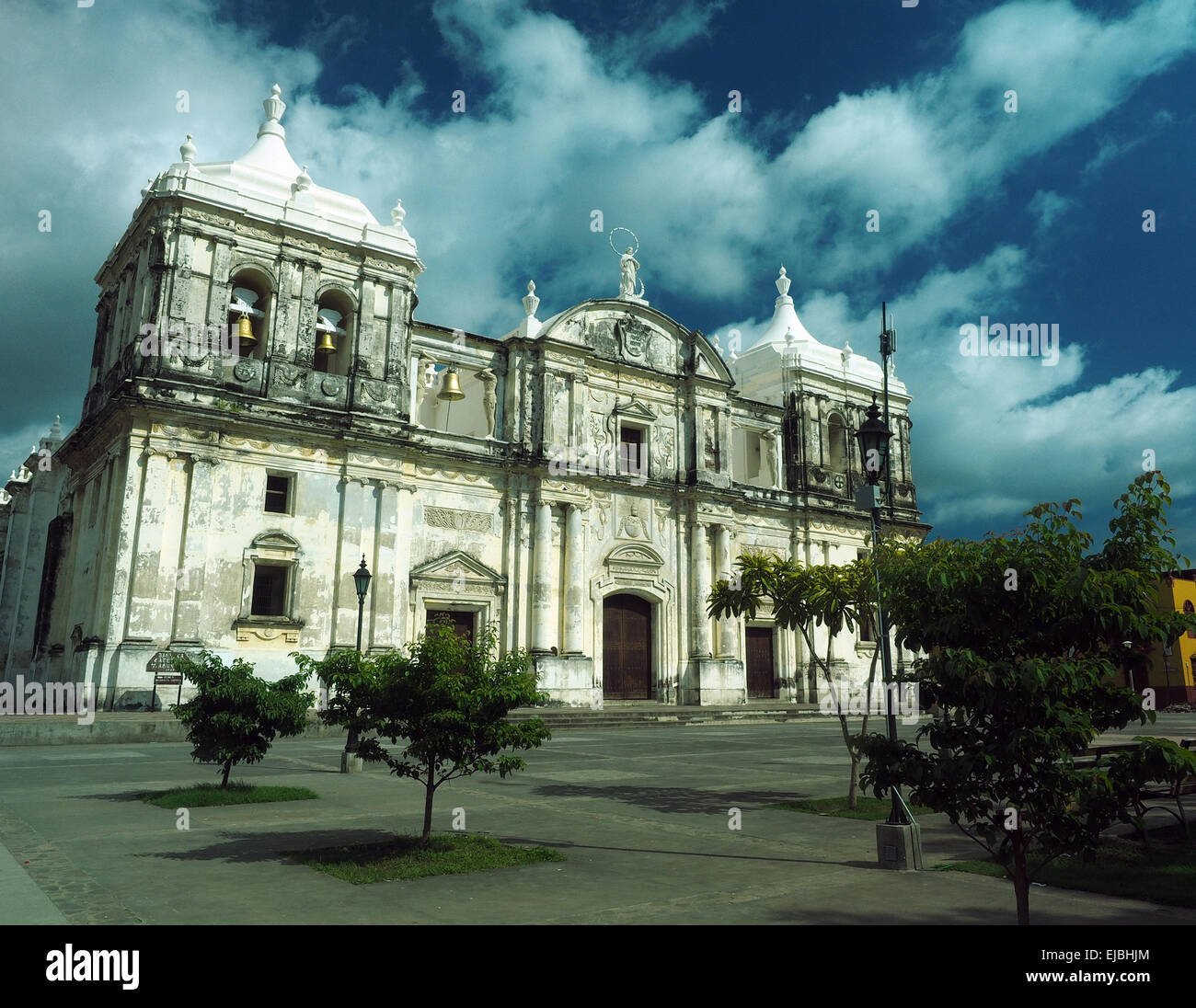 Historic Cathedral of Leon Nicaragua Central America Central Park Stock ...