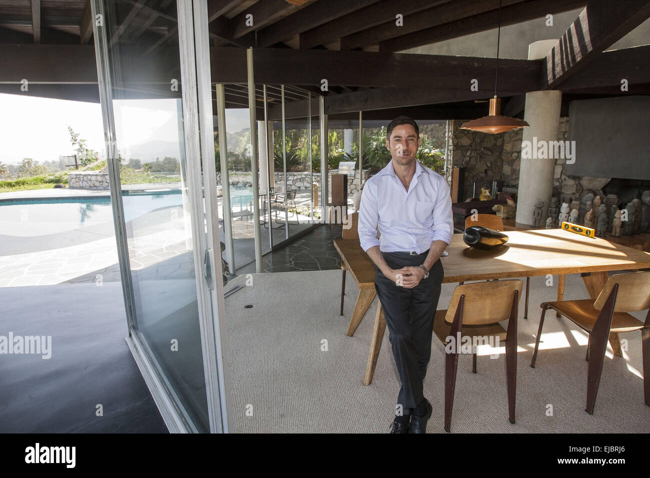 Los Angeles, California, USA. 9th Mar, 2015. Aaron Kirman, a real estate agent with John Aaroe