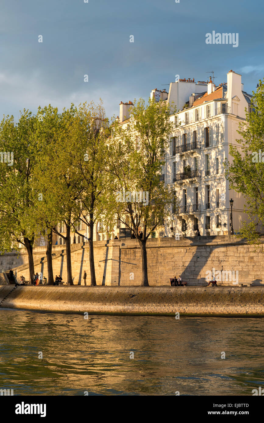 Apartment buildings along the River Seine on the Ile SaintLouis, Paris, France Stock Photo Alamy