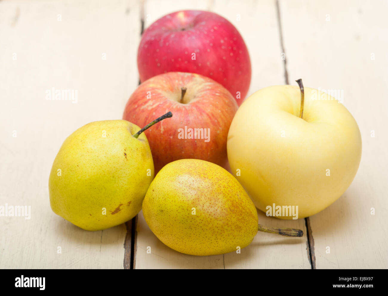 Apples And Pears Cockney из архива, слитые в интернет для общего доступа