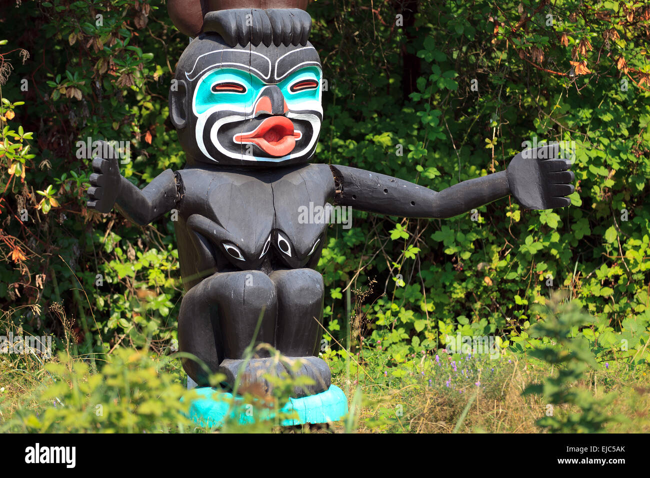 Totem house post pole hires stock photography and images Alamy