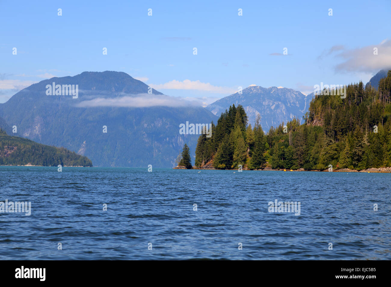 Knight inlet hi-res stock photography and images - Alamy