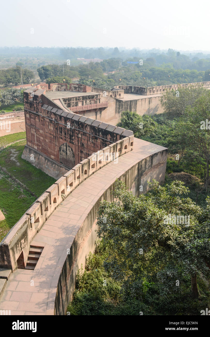 Agra Fort with Taj Mahal in the Background Stock Photo - Alamy