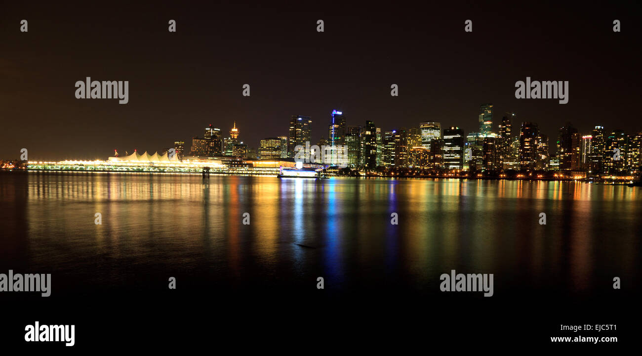 Vancouver at night Stock Photo - Alamy