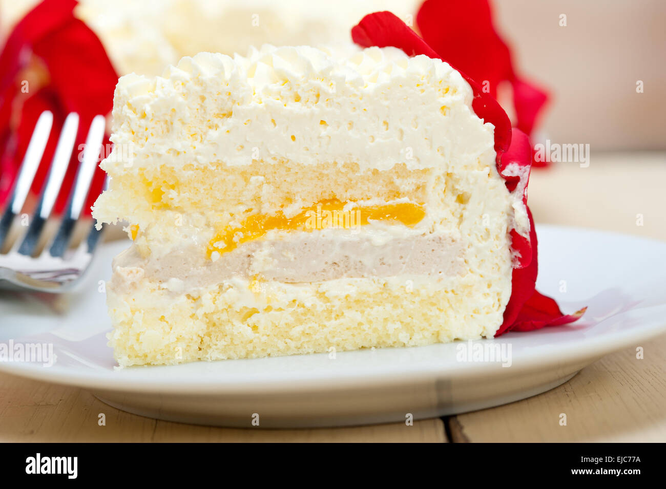 whipped cream mango cake Stock Photo Alamy
