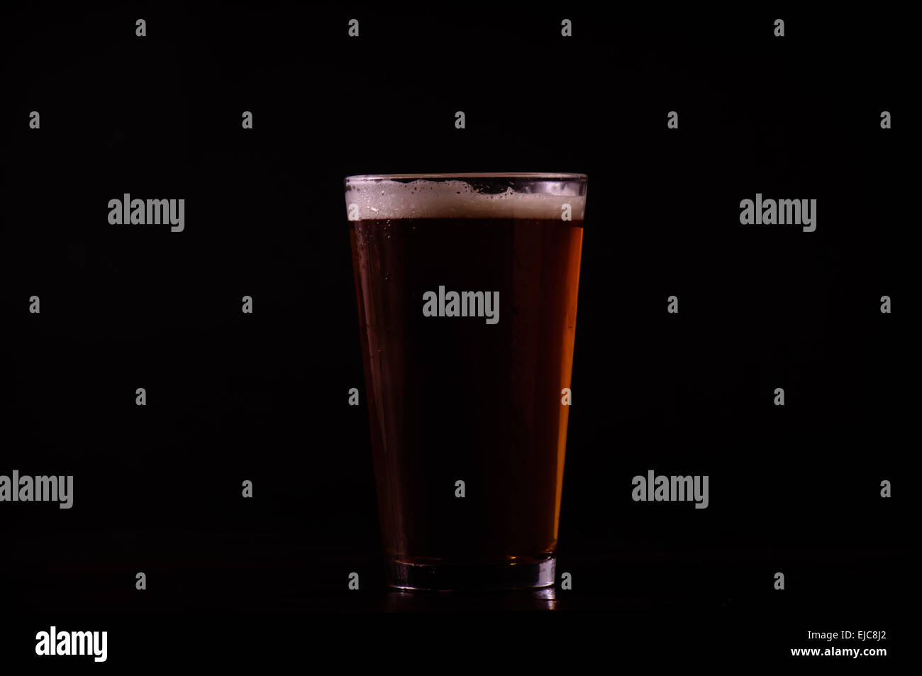 Gold black liquid backgrounds hi-res stock photography and images - Alamy