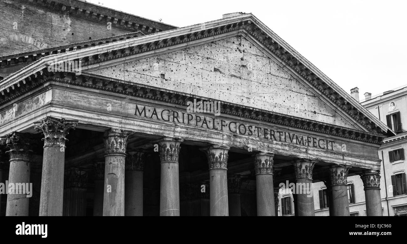 Pantheon of Agripa Pillars in Rome, Italy Stock Photo Alamy