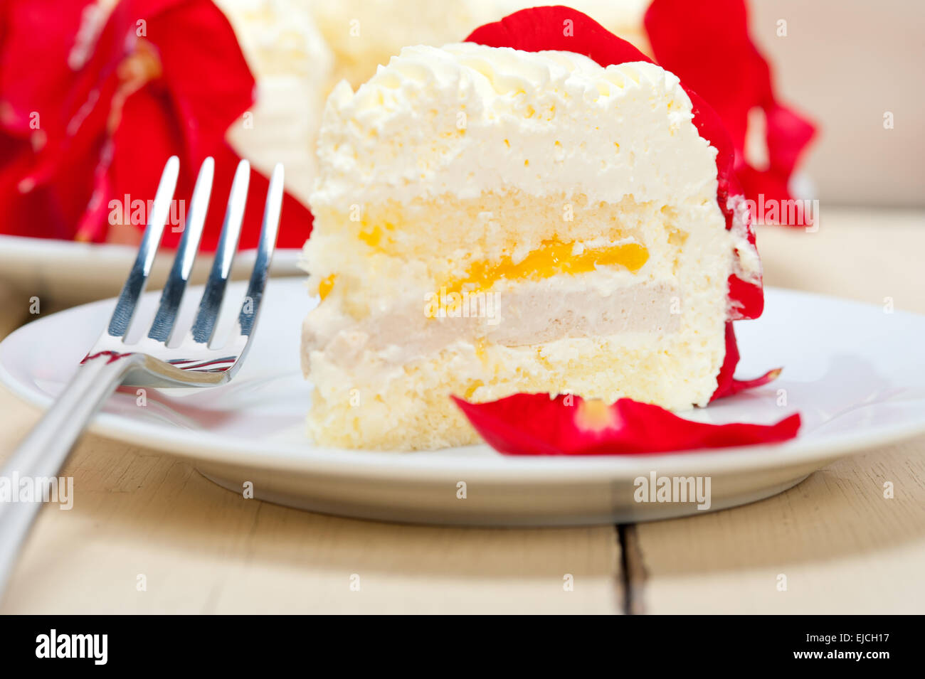 whipped cream mango cake Stock Photo Alamy