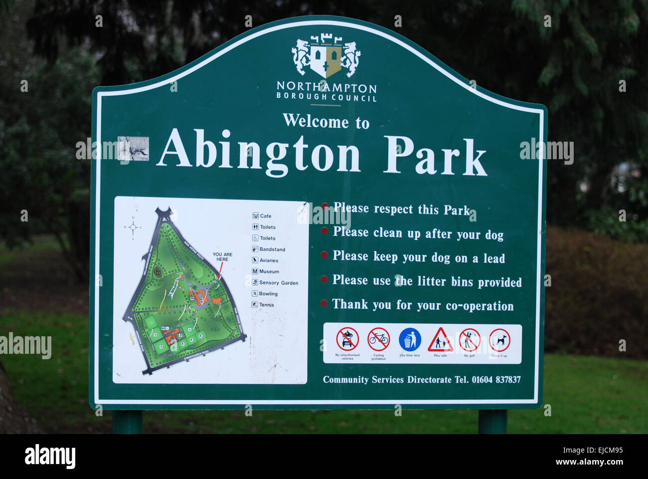 Sign for Abington Park Northampton UK Stock Photo Alamy