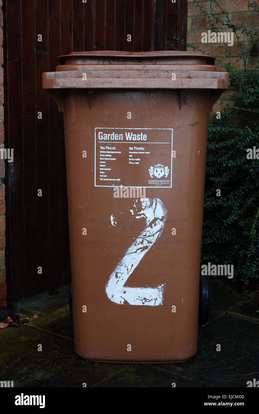 Garden waste bin brown Stock Photo Alamy
