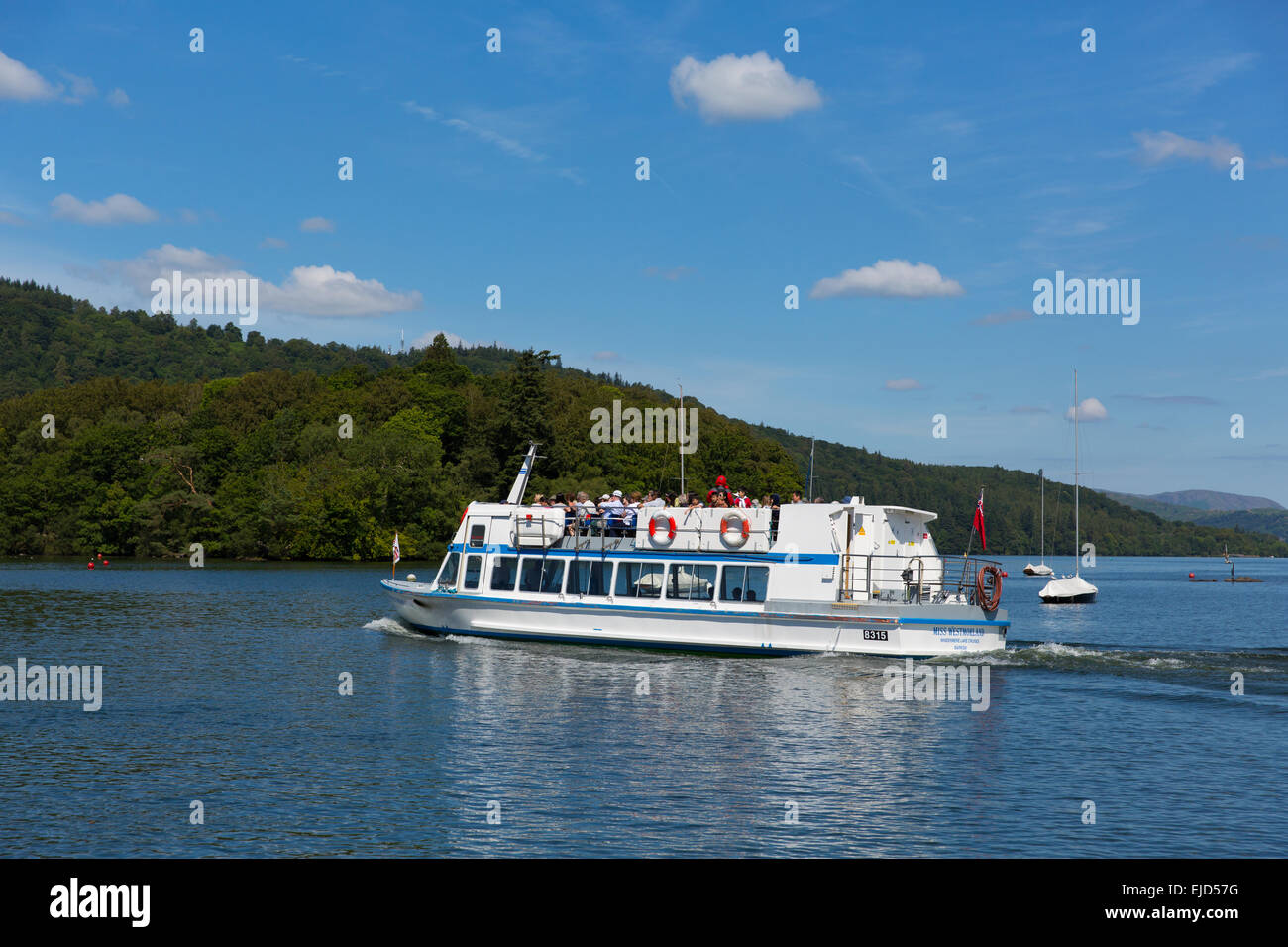 Lake windermere boat trips hires stock photography and images Alamy