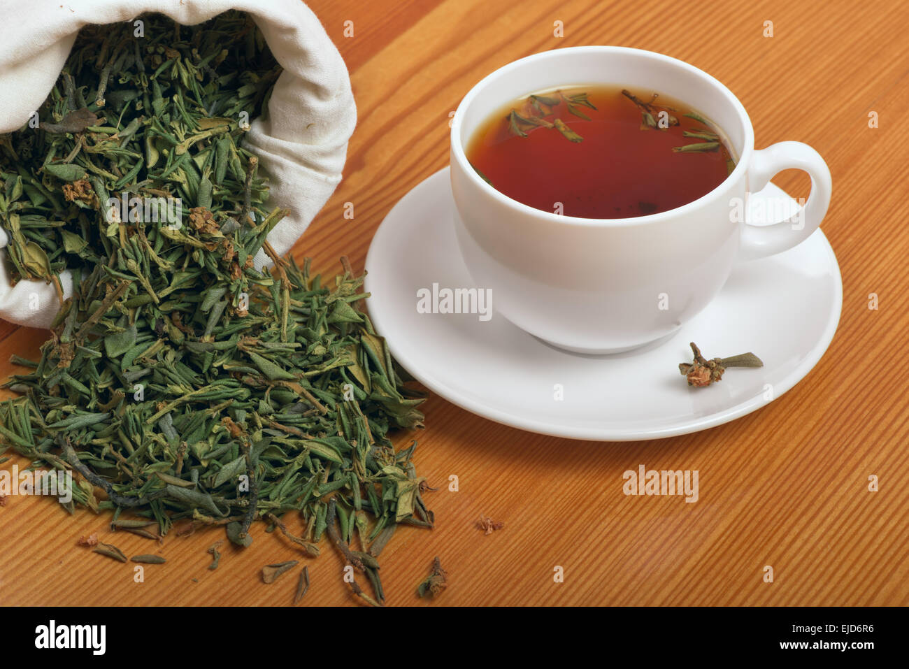Herb and healing of tea with Rhododendron adamsii Stock Photo