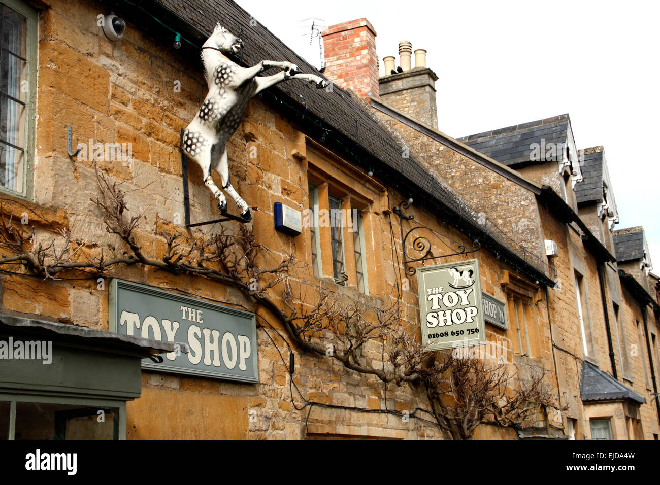 Sign moreton in marsh hires stock photography and images Alamy