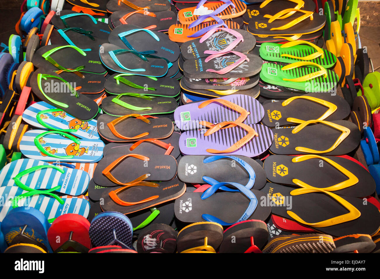 Sandals [flip flops] market hi-res stock photography and images - Page 2 -  Alamy
