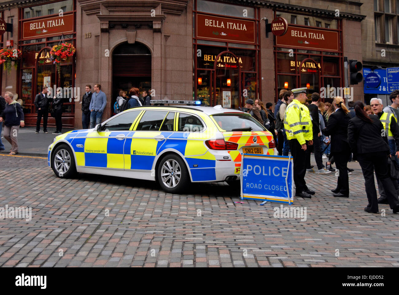 Police car with 'Road Closed' sign, Edinburgh Stock Photo