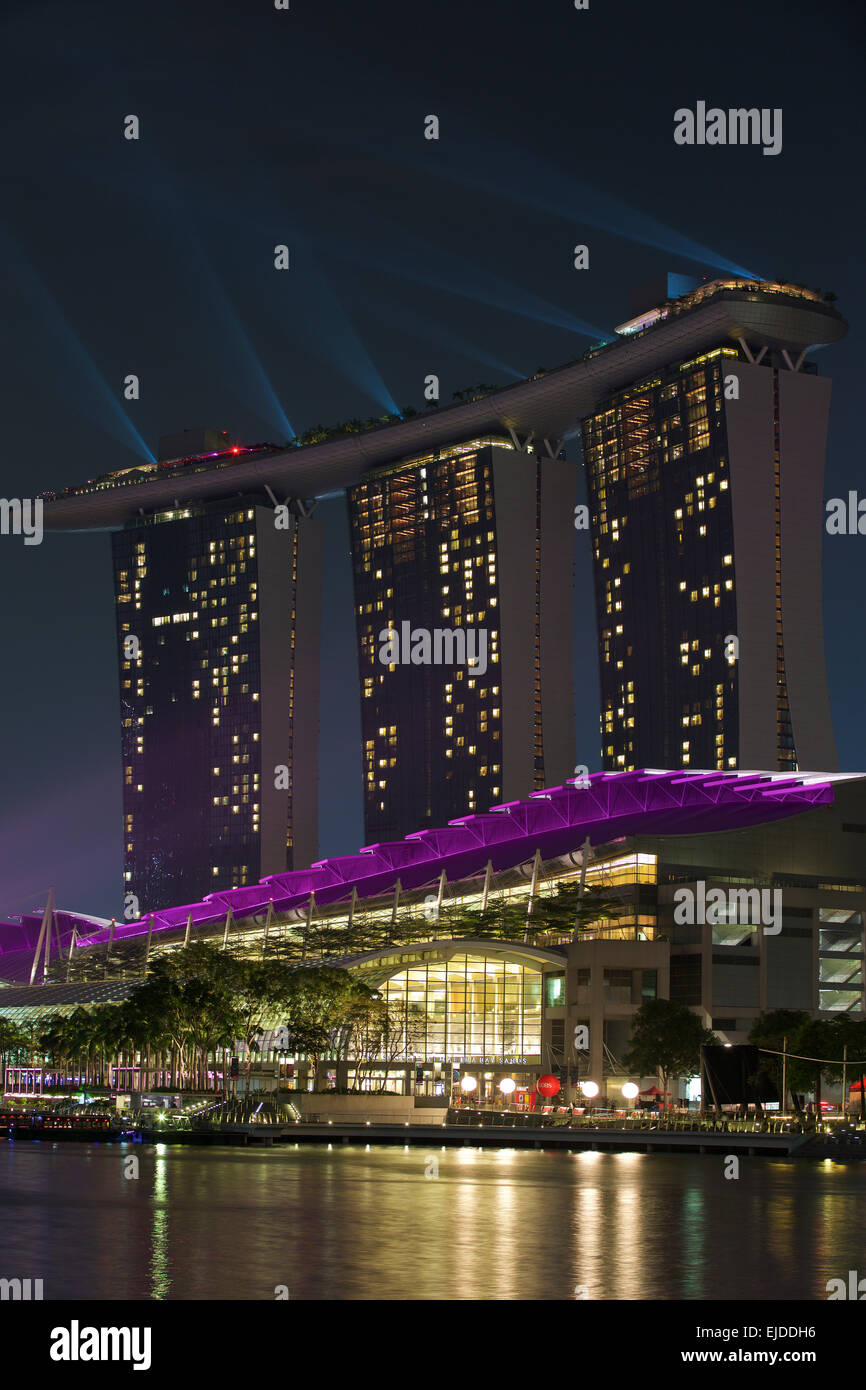 Marina Bay Eight O' Clock Laser Light Show, Singapore Stock Photo Alamy