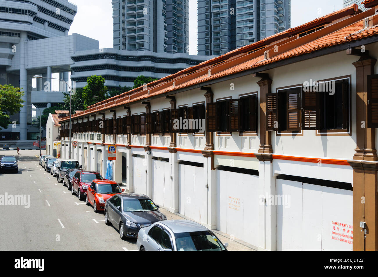 Old new buildings in hi-res stock photography and images - Alamy