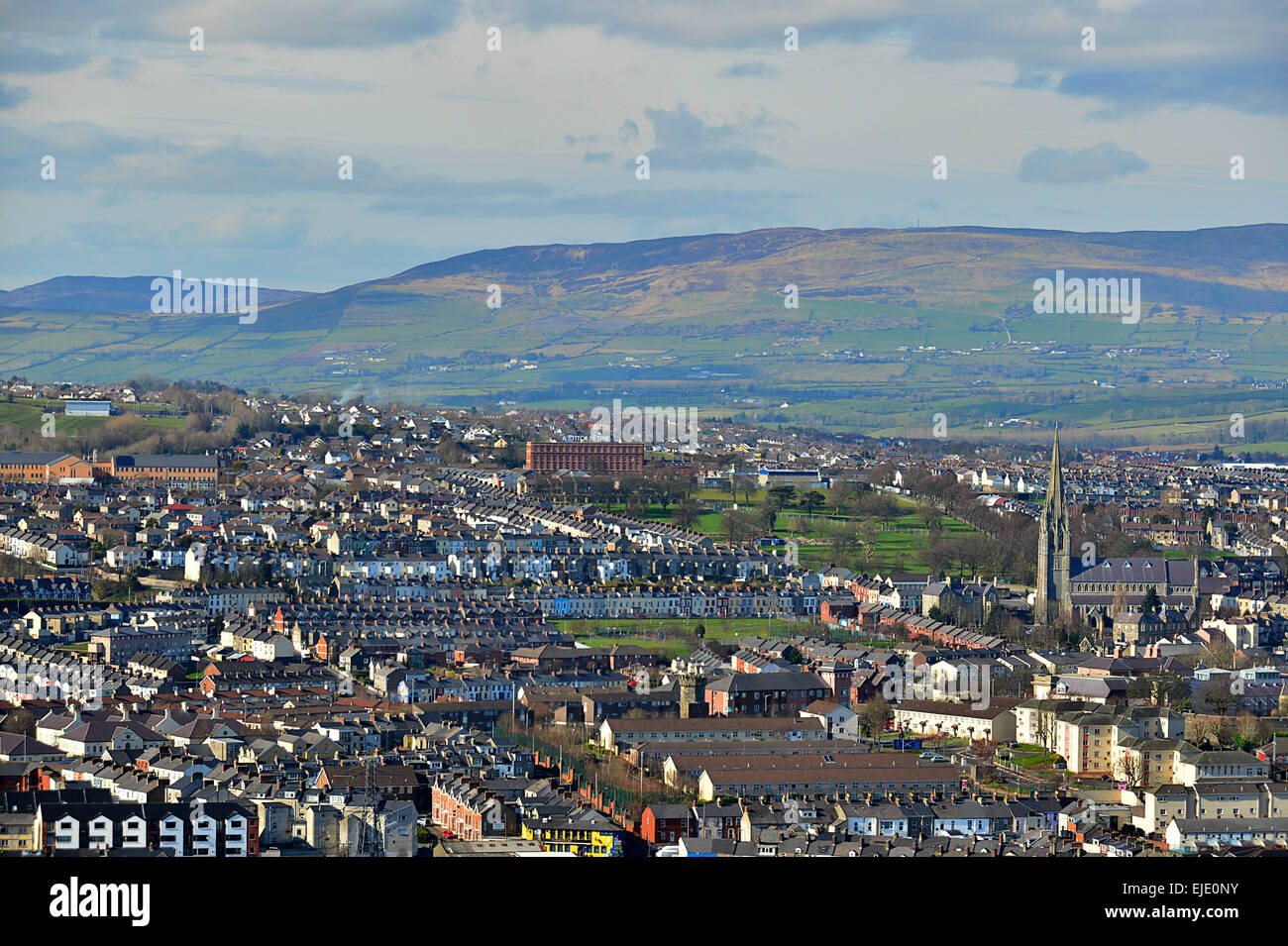 Londonderry, Derry, skyline and Saint Columbs Cathedral Stock Photo