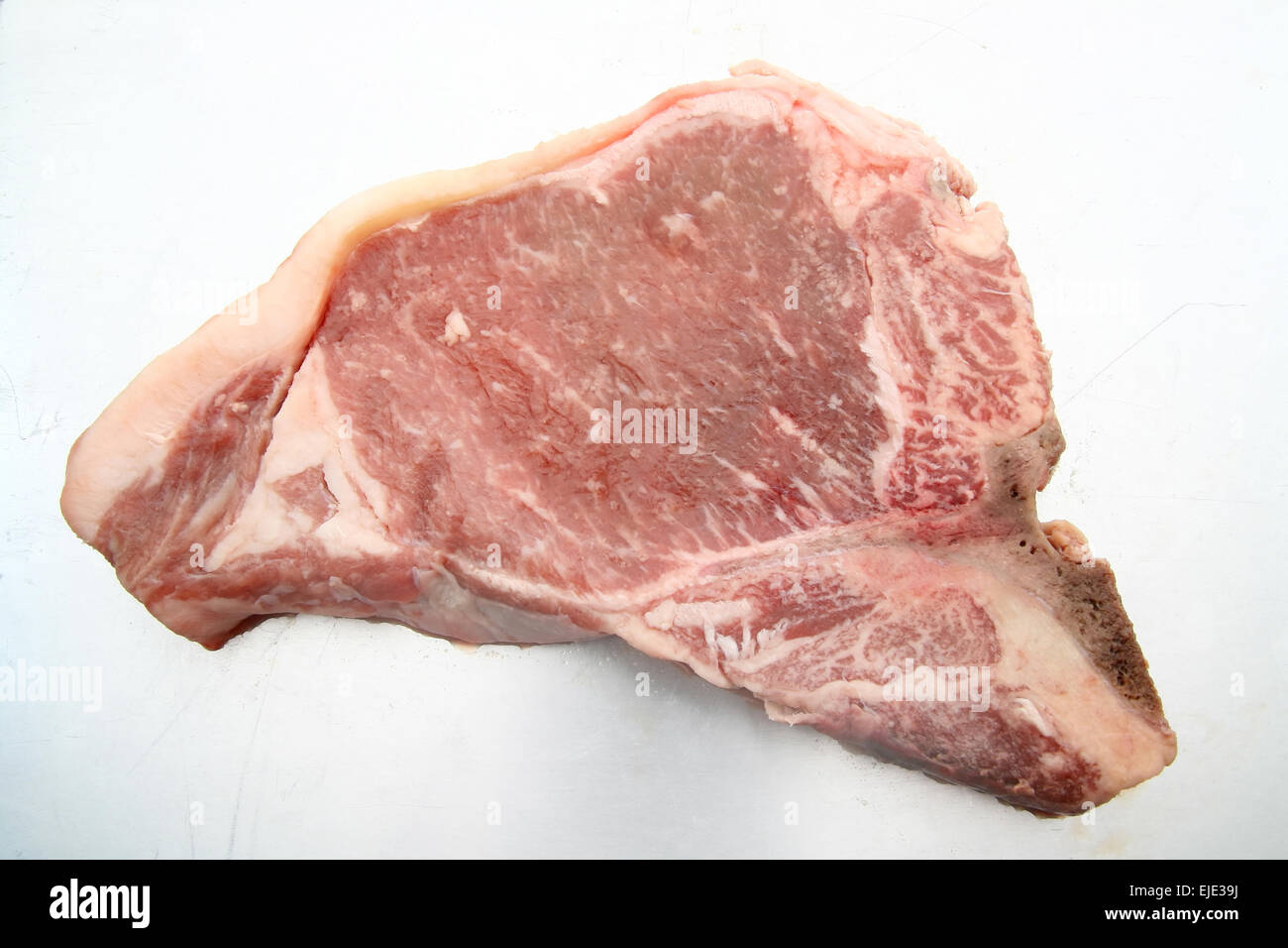T bone steak on a plate hi-res stock photography and images - Alamy