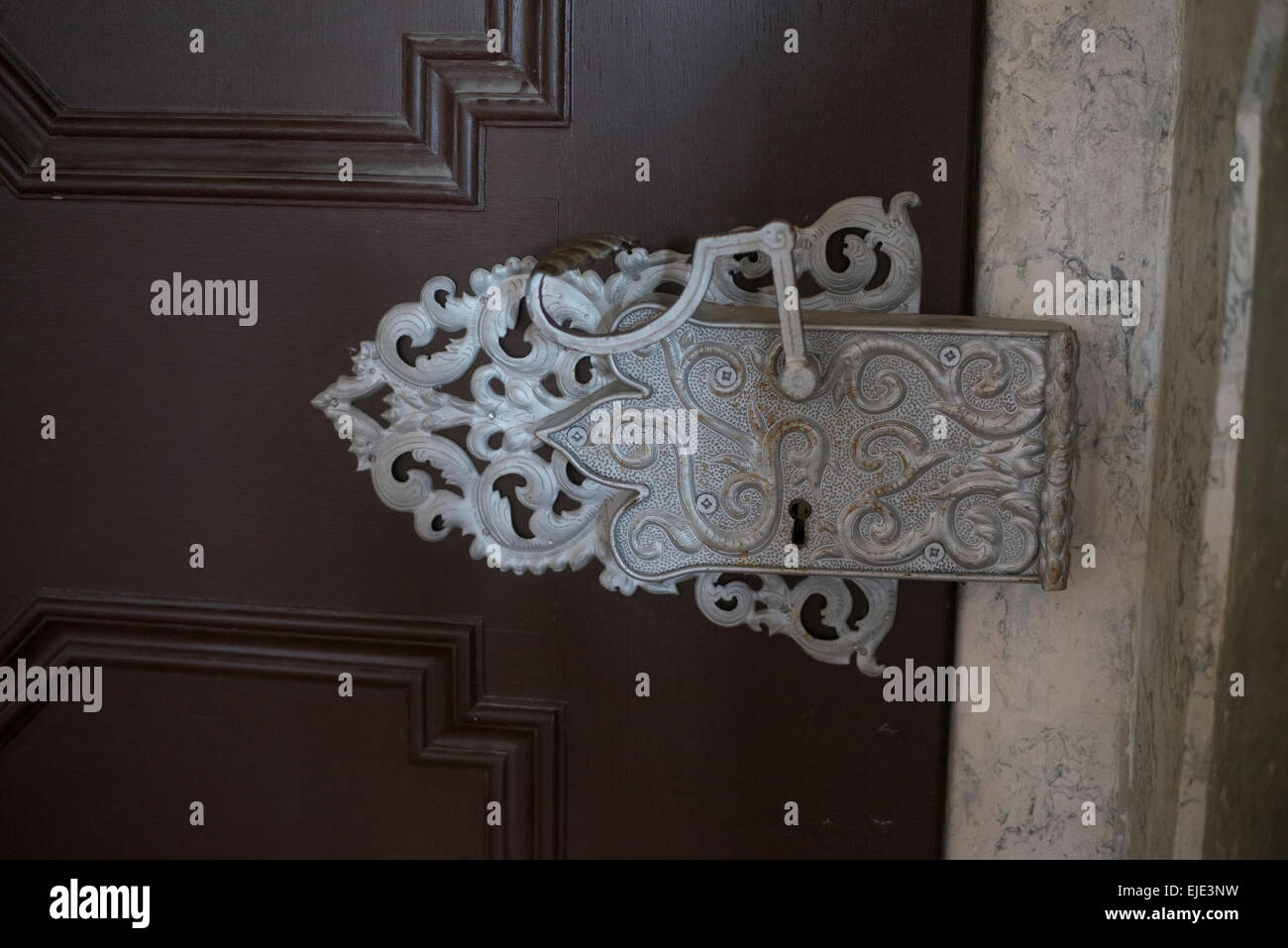 Old rusty padlock on a wooden door Stock Photo - Alamy
