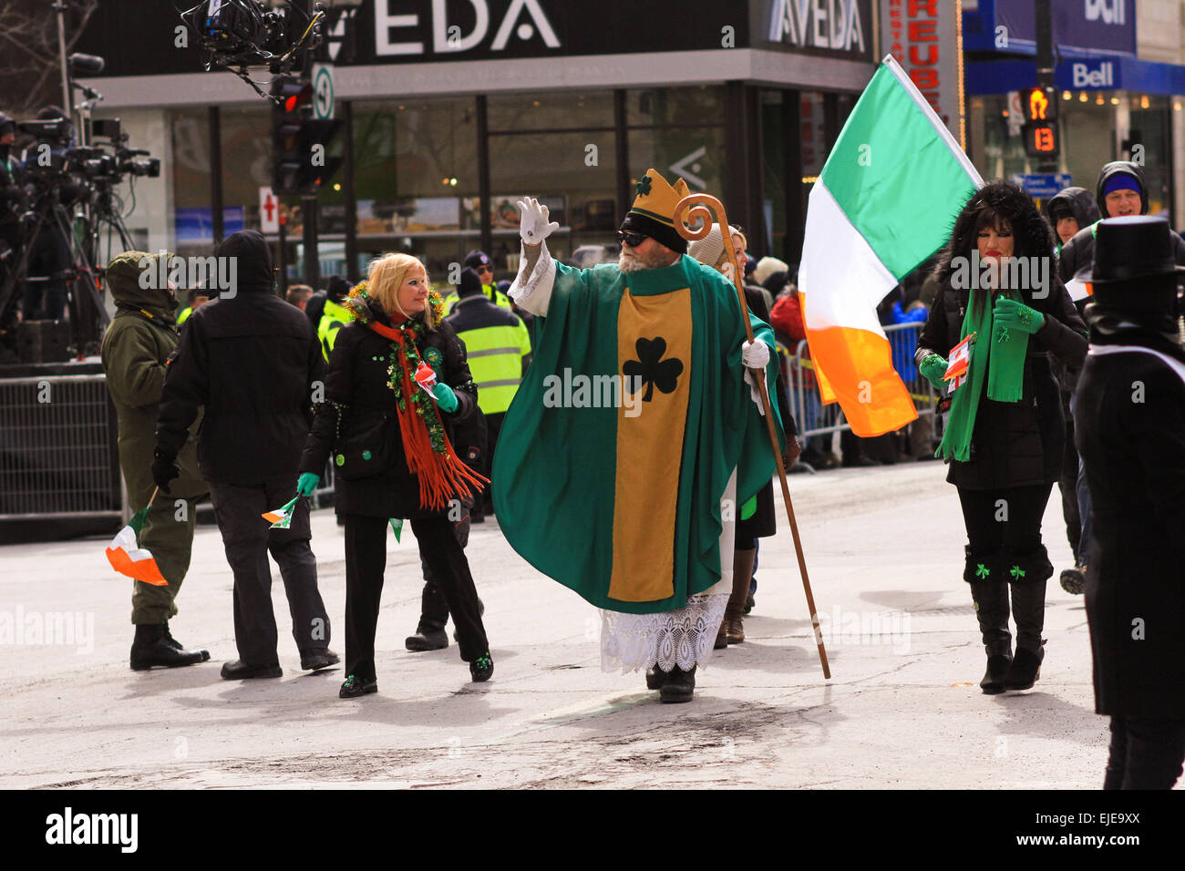 what time is the st patricks day parade in montreal