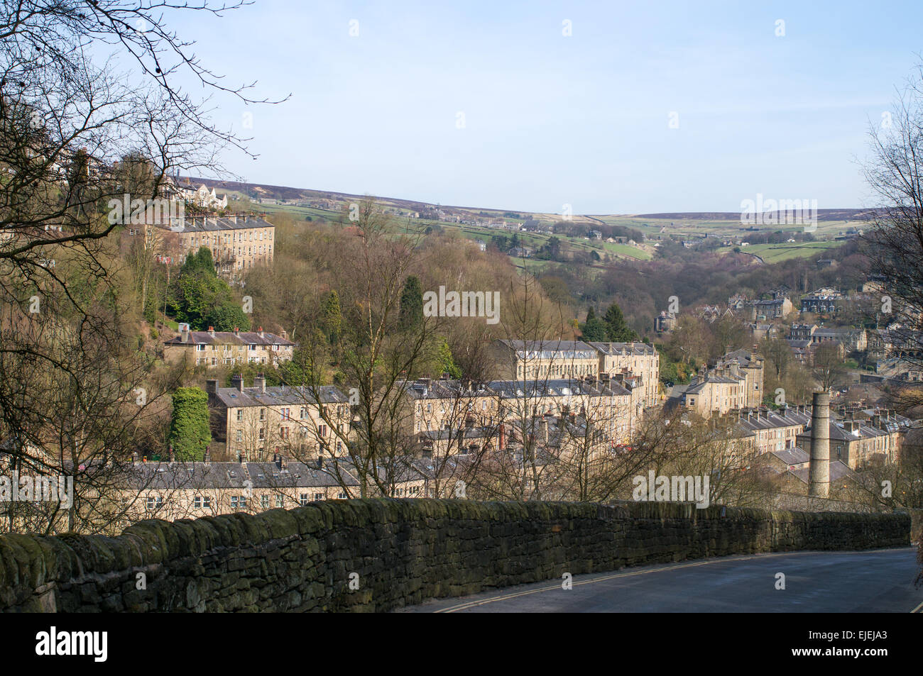 Rows of terraced houses hi-res stock photography and images - Alamy