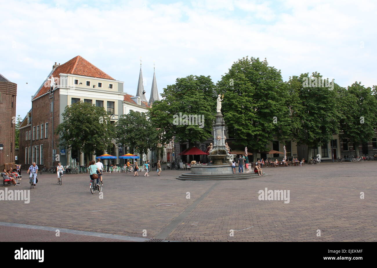 The Vast Medieval Brink Square In Deventer Overijssel The Netherlands the-vast-medieval-brink-square-in-deventer-overijssel-the-netherlands