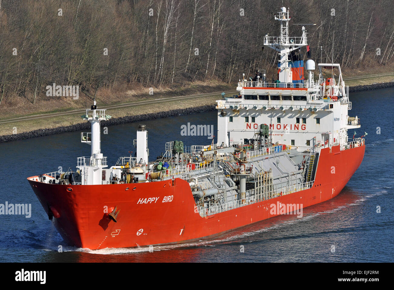 Lpg Tanker Happy Bird Passing The Kiel Canal Stock Photo Alamy
