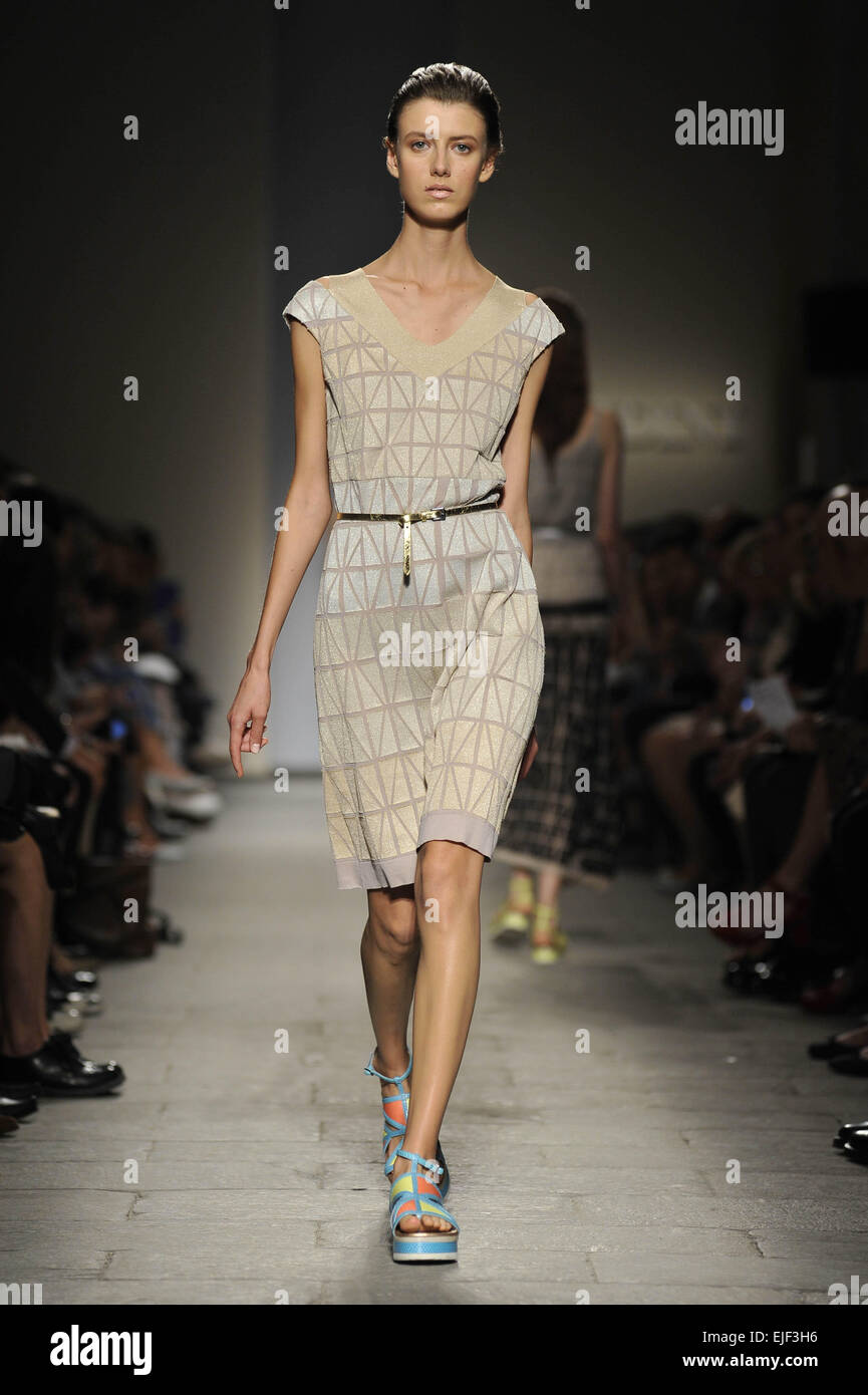 Milan Fashion Week Spring/Summer 2015 - Cividini - Catwalk Where: Milan ...