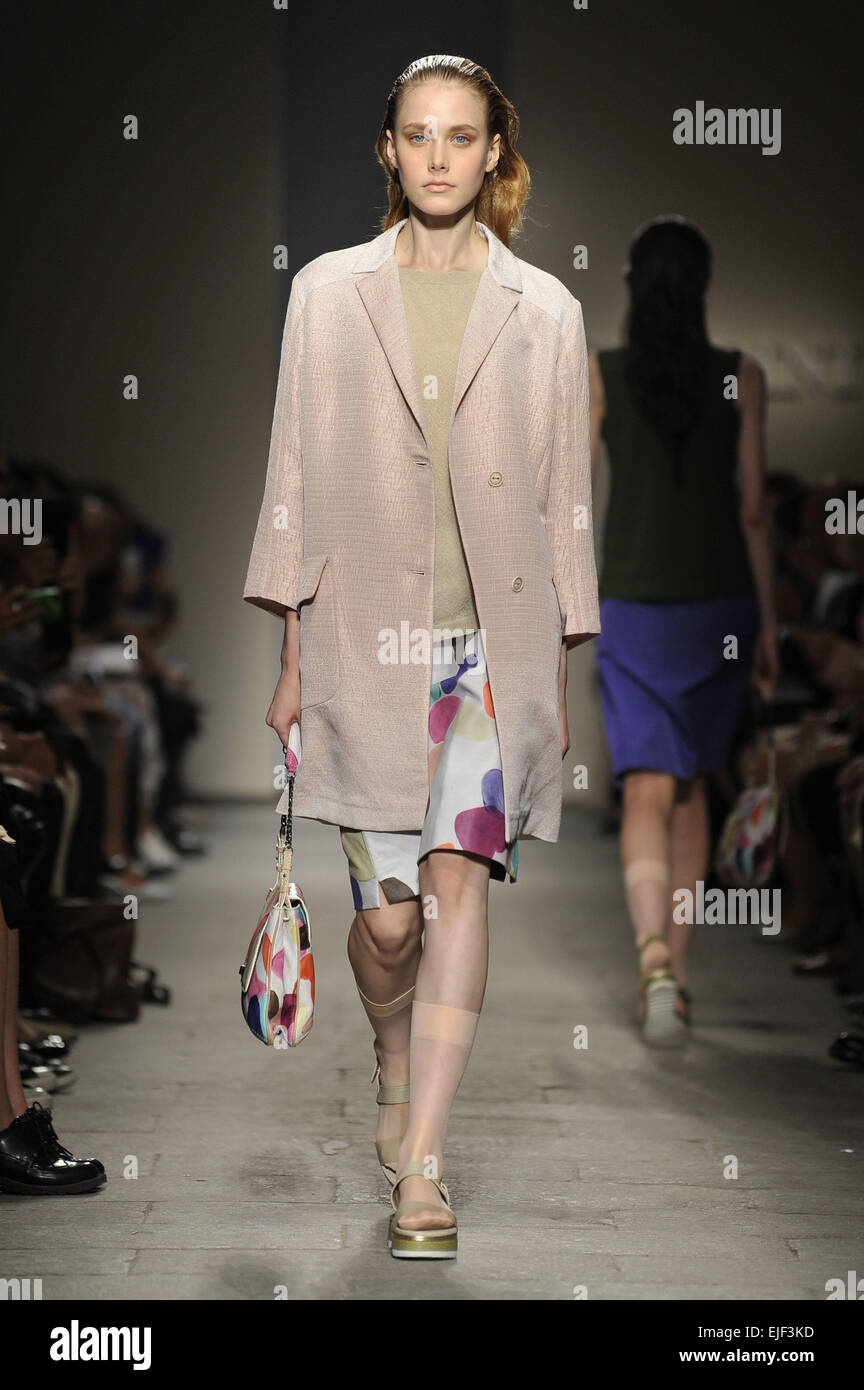 Milan Fashion Week Spring/Summer 2015 - Cividini - Catwalk Where: Milan ...