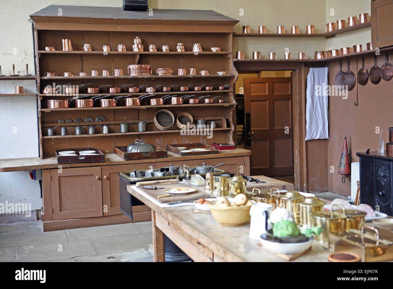 Petworth kitchen hires stock photography and images Alamy