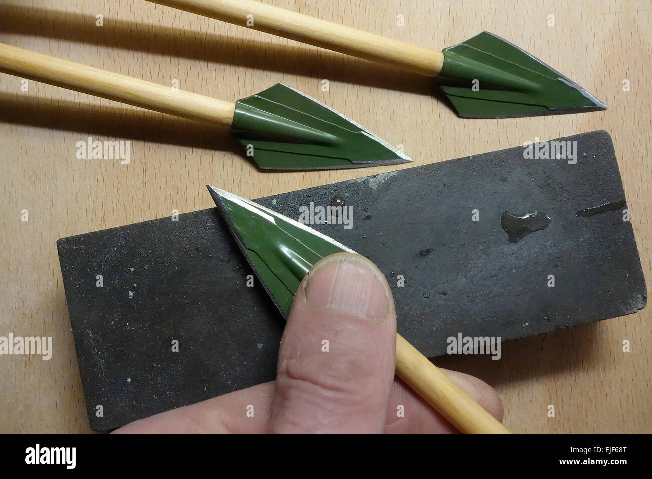 Sharpening process hi-res stock photography and images - Alamy