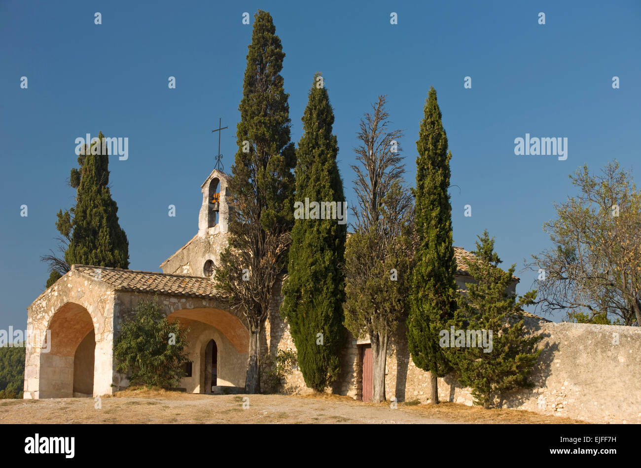 CHAPELLE SAINT SIXTE EYGALIERES PROVENCE BOUCHES DU RHONE FRANCE Stock