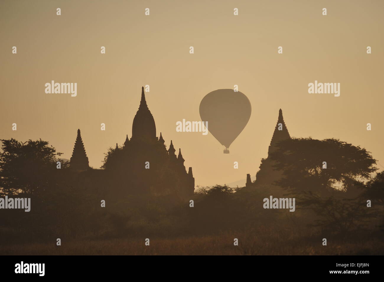 balloon ride over Bagan, Myanmar Stock Photo - Alamy