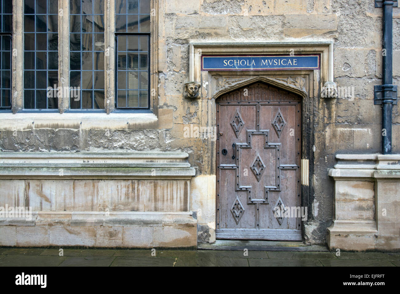 Door in the Bodleian Library quadrangle, University of Oxford, UK Stock Photo