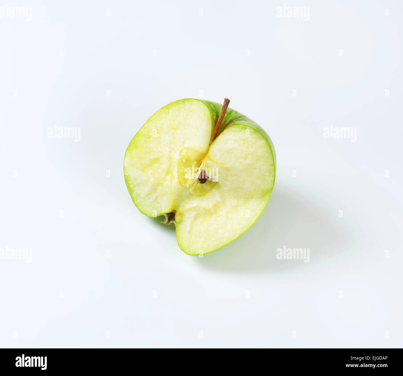 Green juicy organic Granny Smith Apples. Raw fruit background. Front view.  Close up. Stock Photo by poetique_id