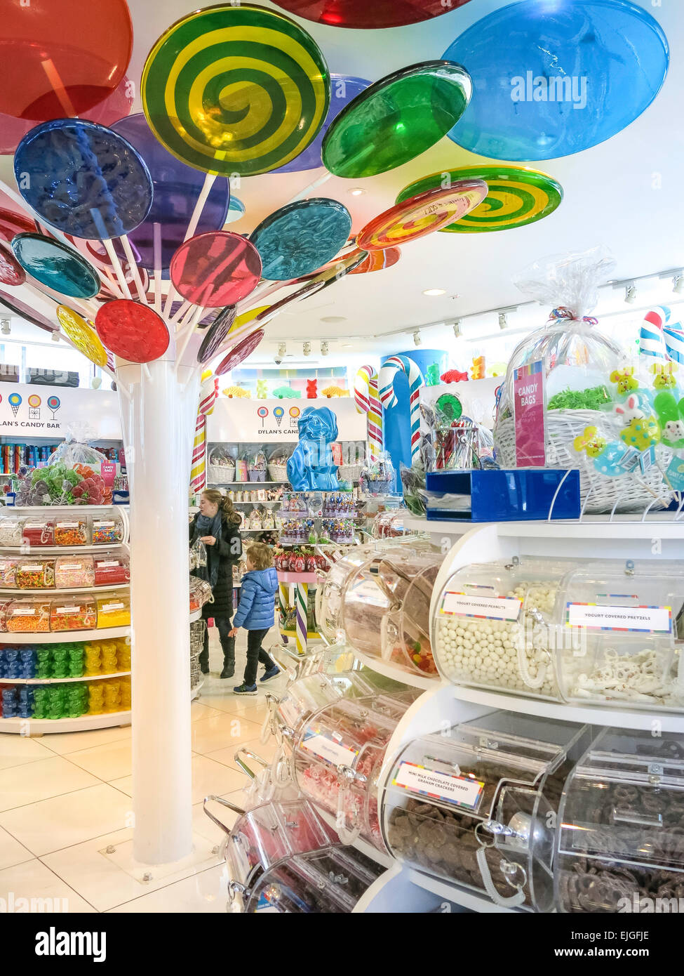 Dylan S Candy Bar Nyc Stock Photo Alamy