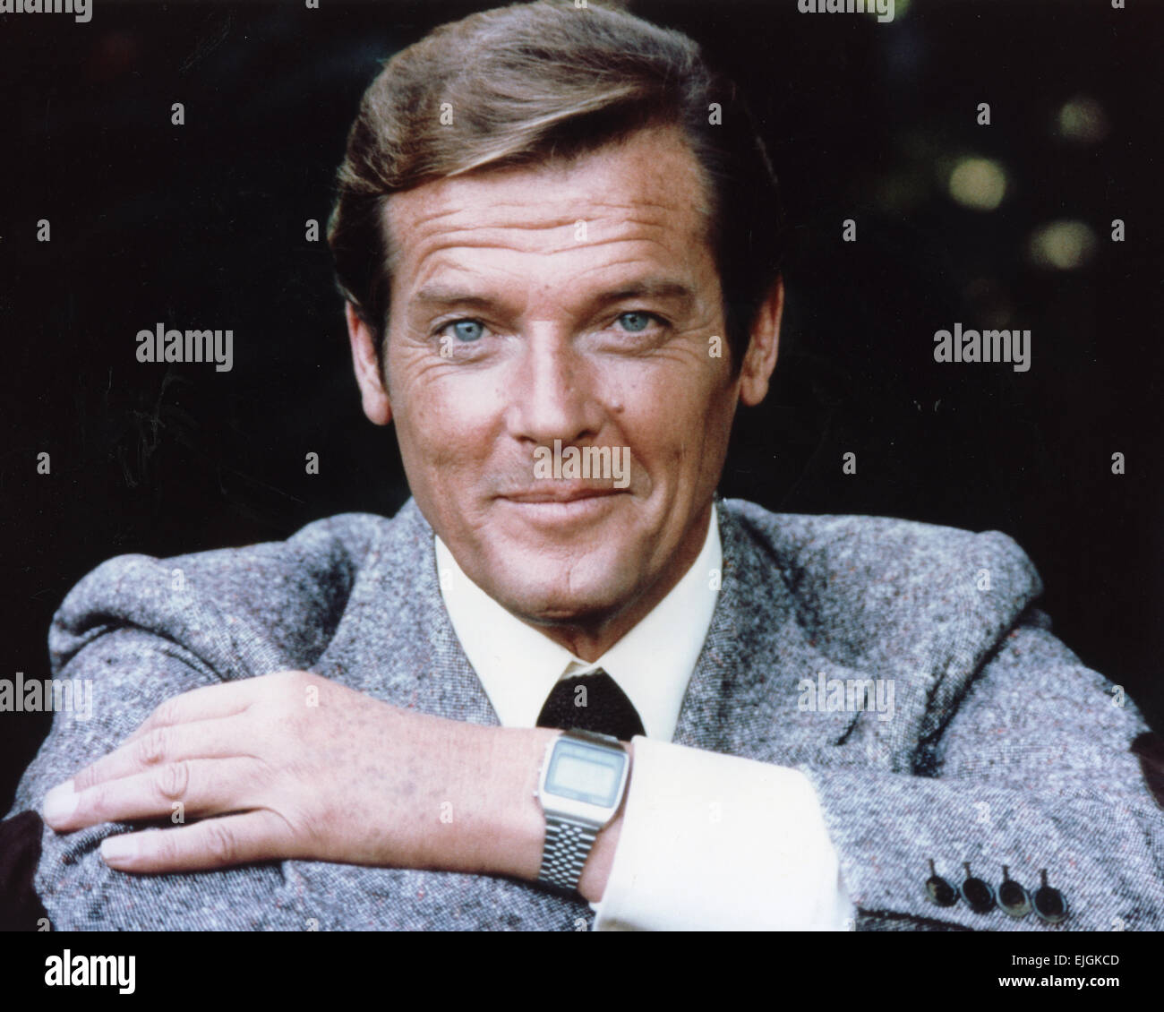 ROGER MOORE English film and TV actor about 1973 Stock Photo - Alamy