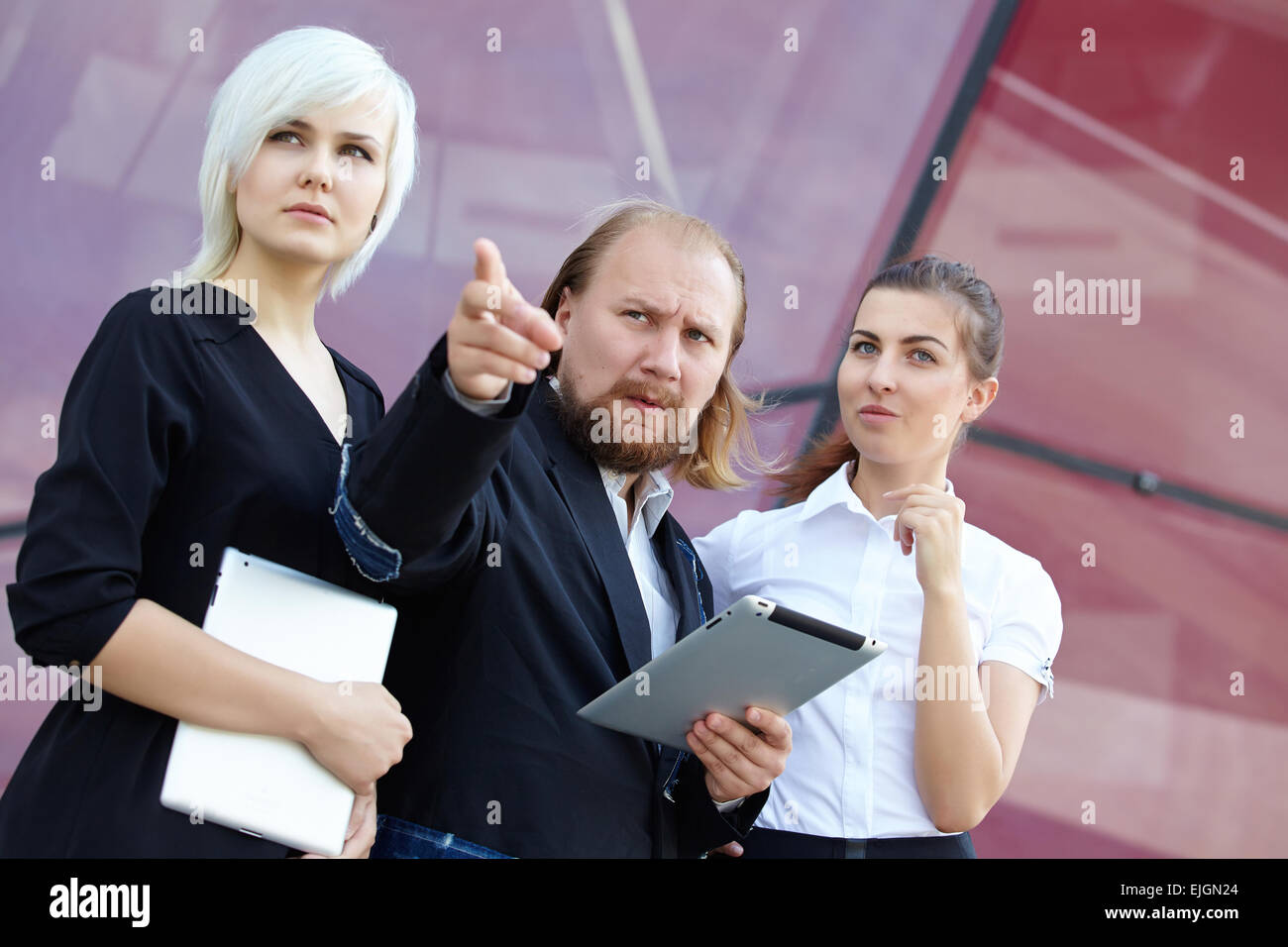businessman and business women are discussing Stock Photo - Alamy