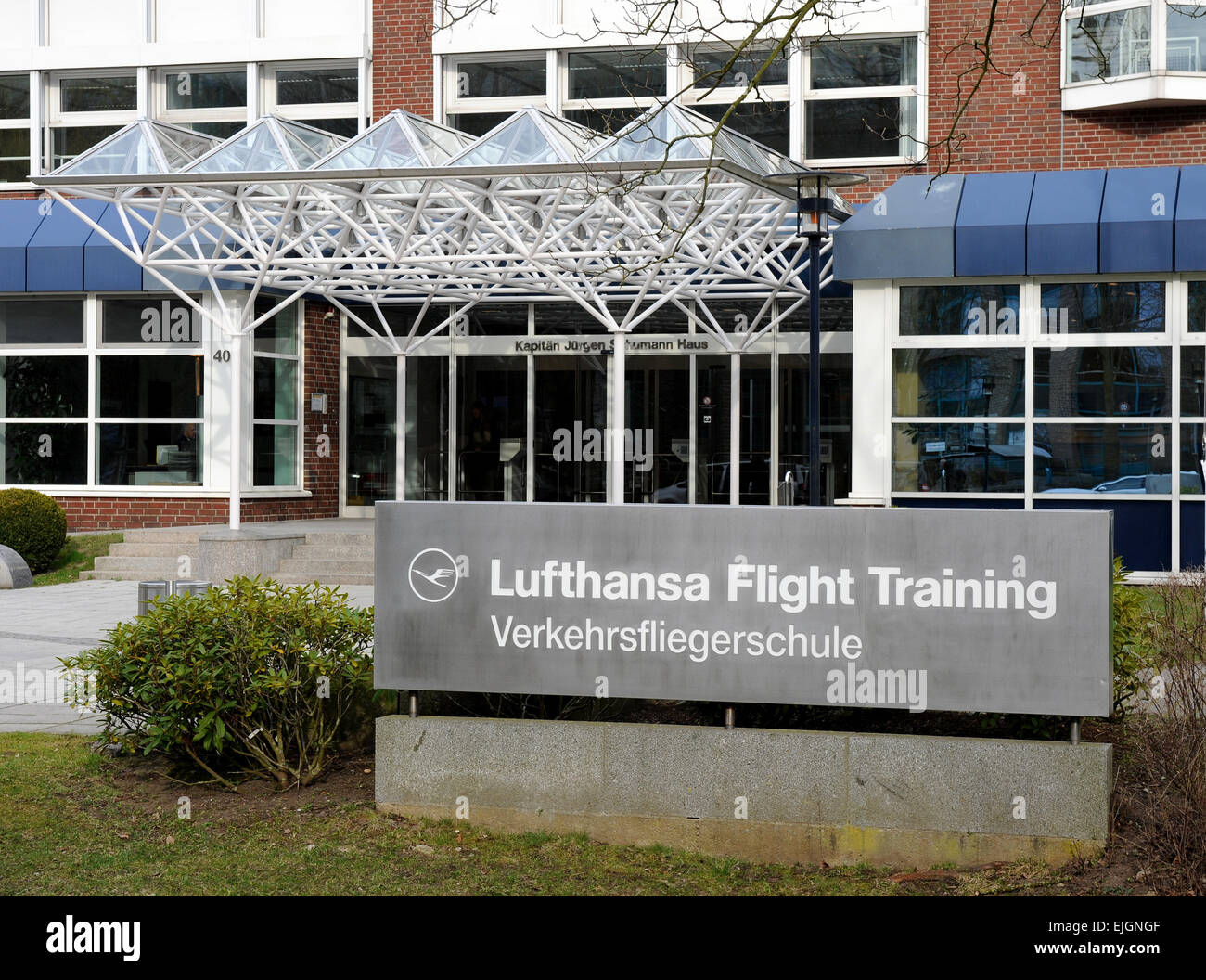 Bremen, Germany. 26th Mar, 2015. The main entrance of the "Lufthansa