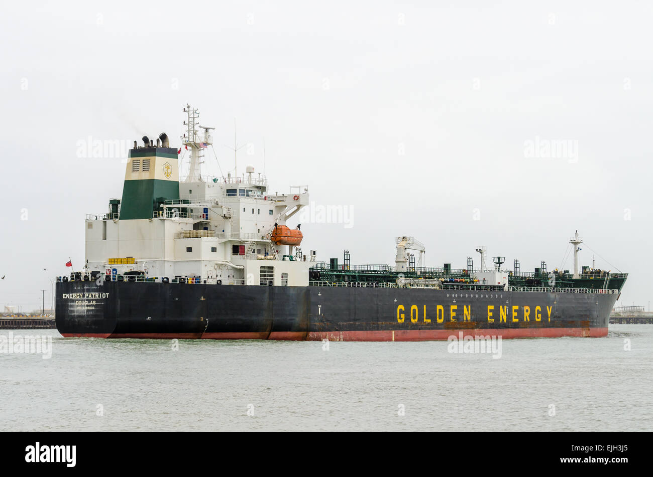 ENERGY PATRIOT OIL/CHEMICAL TANKER Gross Tonnage: 29605 Summer DWT: 46583 t Build: 2008 Flag: ISLE OF MAN (UK) Home port: DOUGLA Stock Photo