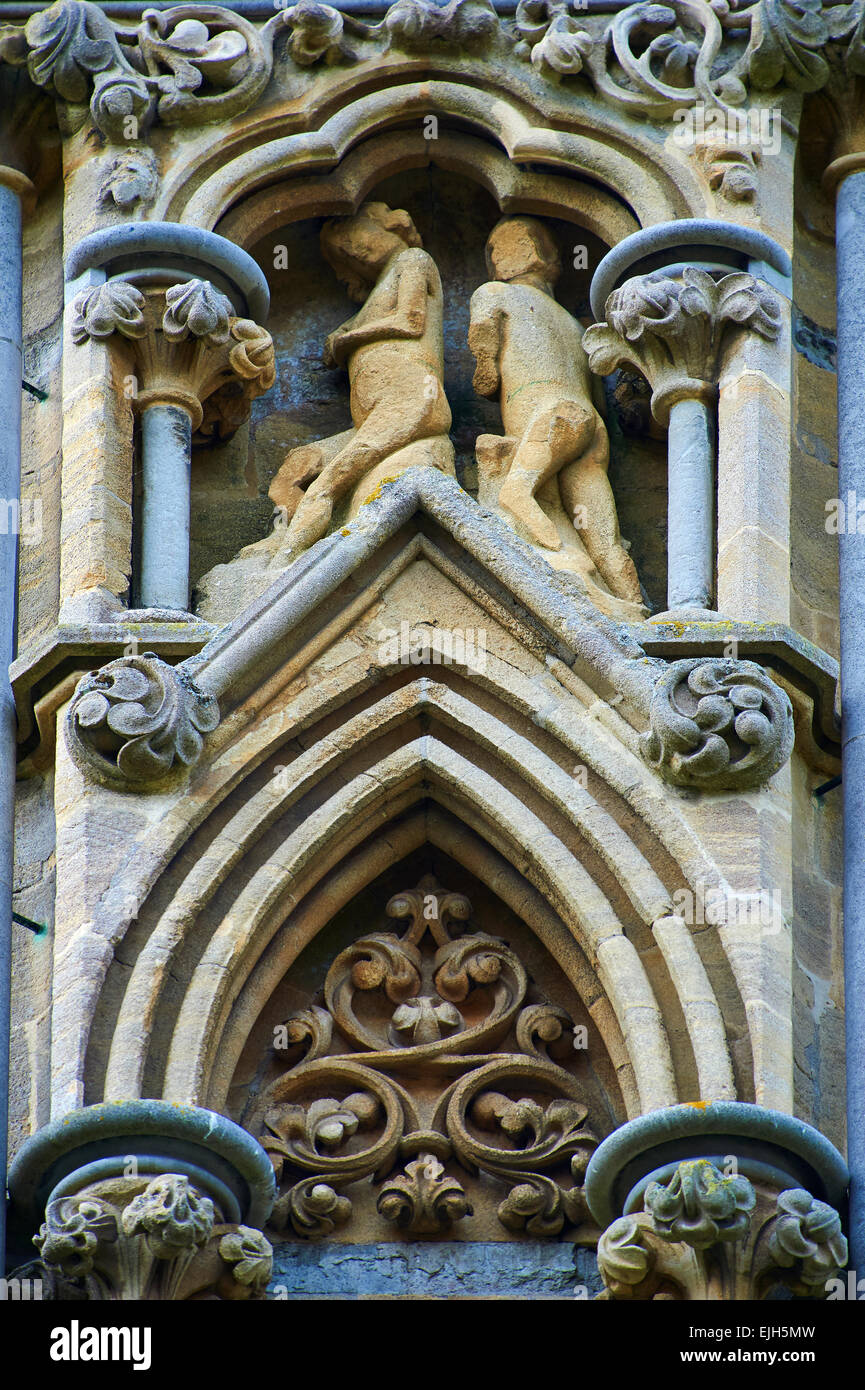 Statues on the facade of the medieval Wells Cathedral built in the Early English Gothic style in 1175, Wells Somerset, England Stock Photo