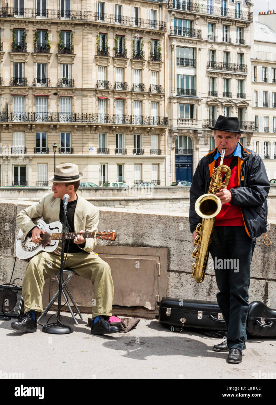 Street musicians, Paris, France Stock Photo