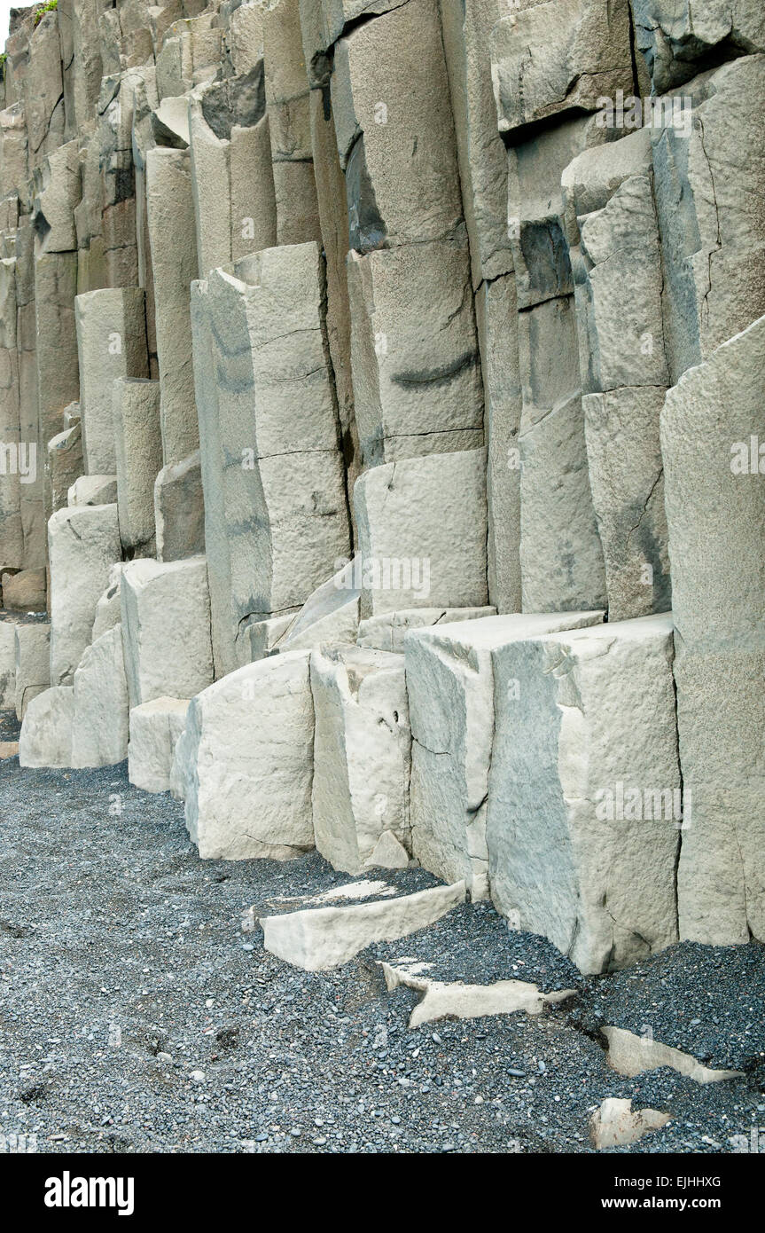Shell Myrdal Reynisfjara beach basalt cave hi-res stock photography and images - Alamy