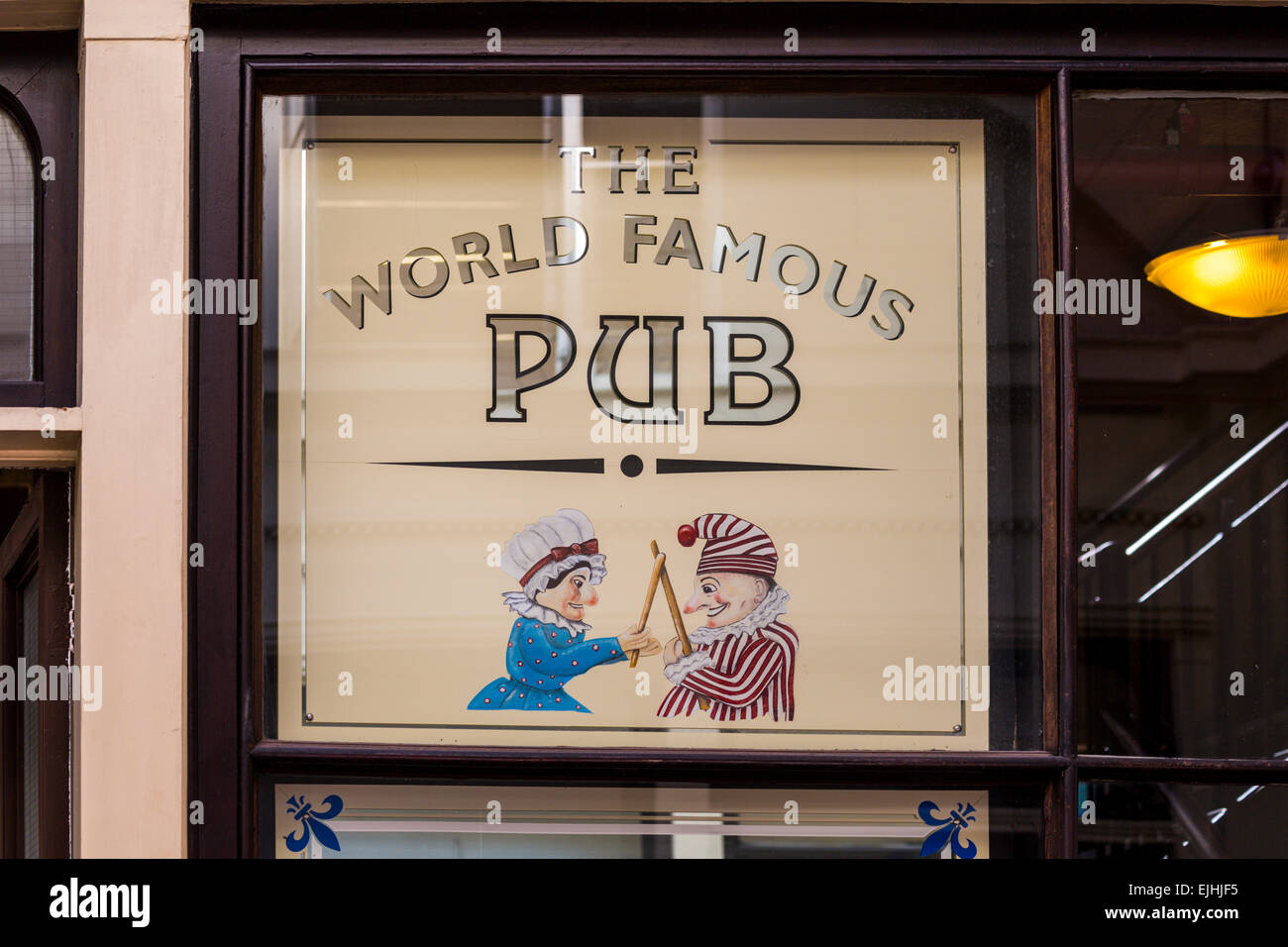 Punch and Judy pub, Covent Garden, London, England Stock Photo Alamy