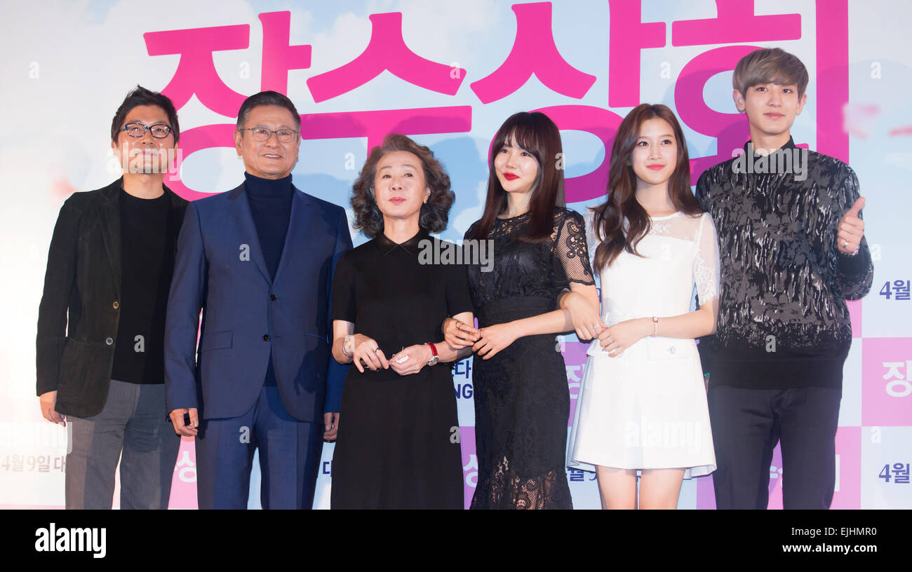 Kang Je-kyu, Park Geun-hyeong, Yoon Yeo-jeong, Hwang Woo-seul-hye, Moon Ga-yeong, Chanyeol (EXO), Mar 26, 2015 : (L-R) Director Kang Je-kyu poses with actors Park Geun-hyeong, Yoon Yeo-jeong, Hwang Woo-seul-hye, Moon Ga-yeong and Chanyeol (EXO) during a press conference after a press preview of their new movie, Long Lives, in Seoul, South Korea. © Lee Jae-Won/AFLO/Alamy Live News Stock Photo