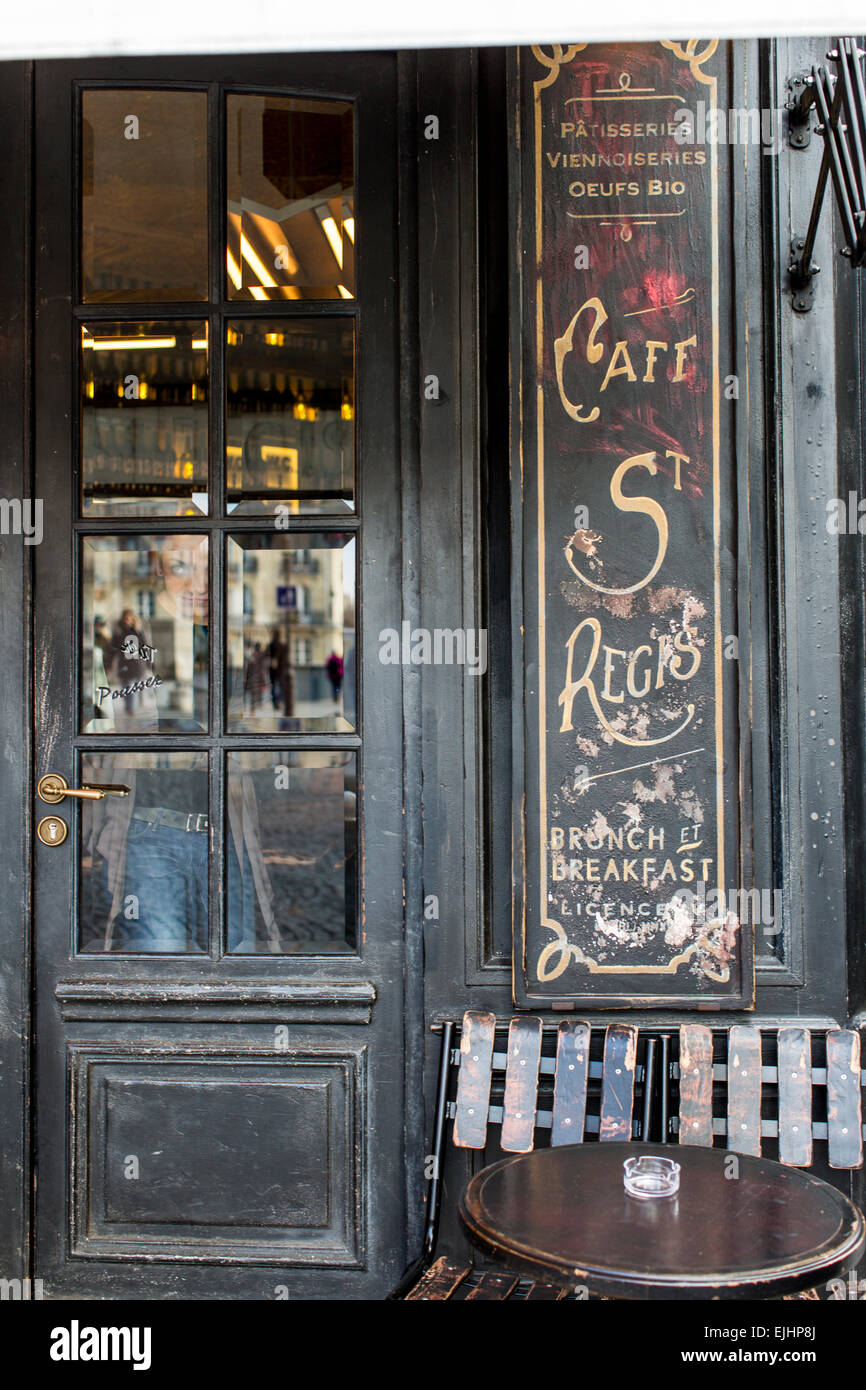Cafe Saint-Regis, Ile Saint-Louis exterior, Paris, France Stock Photo