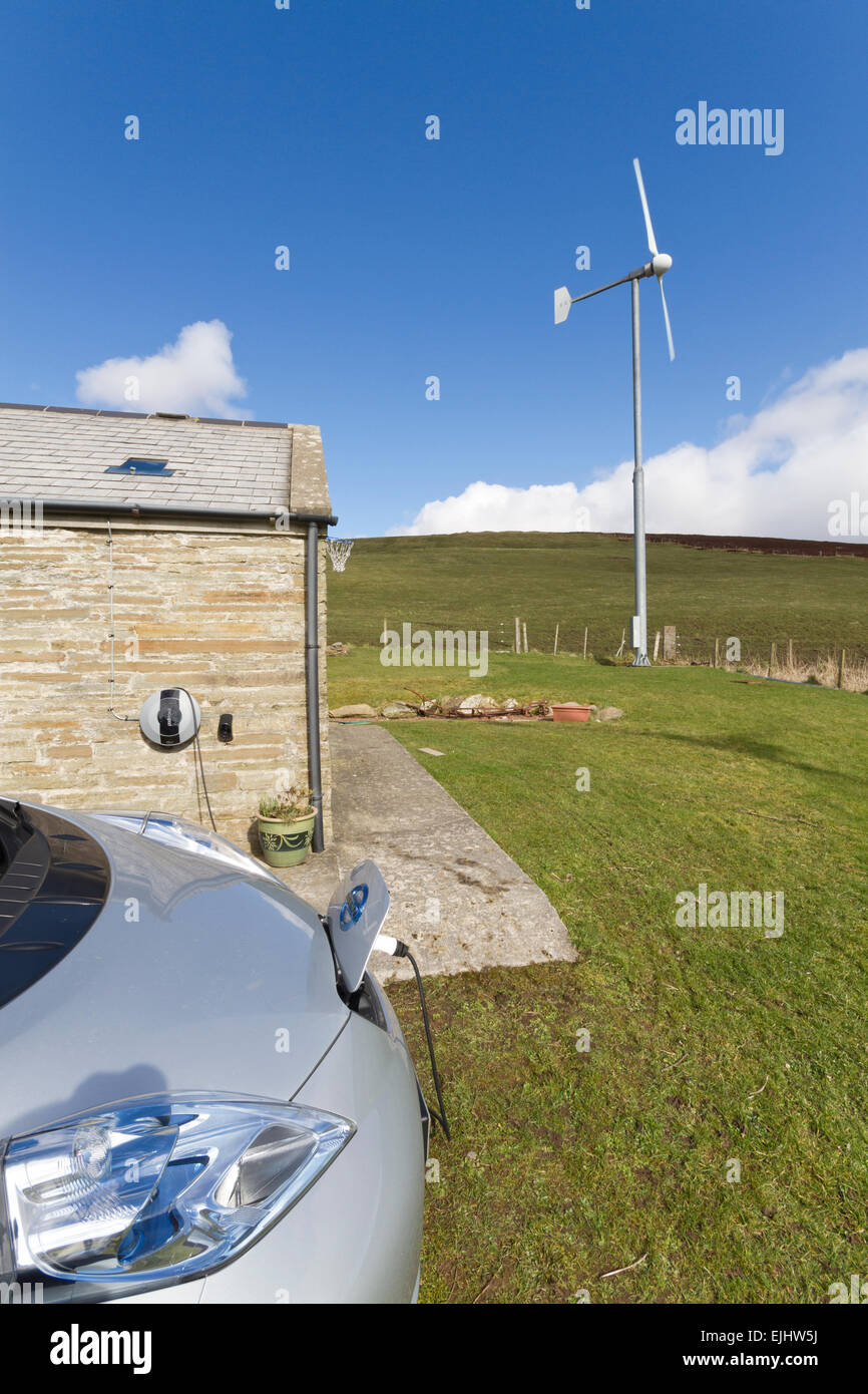 Eco home hi-res stock photography and images - Alamy