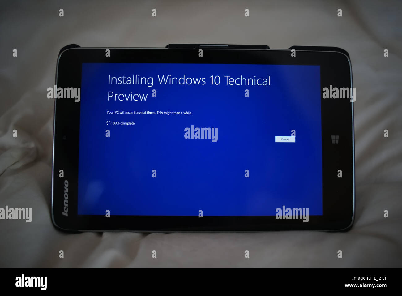 Windows 10 Technical Preview Installation on Lenovo Tablet Stock Photo -  Alamy