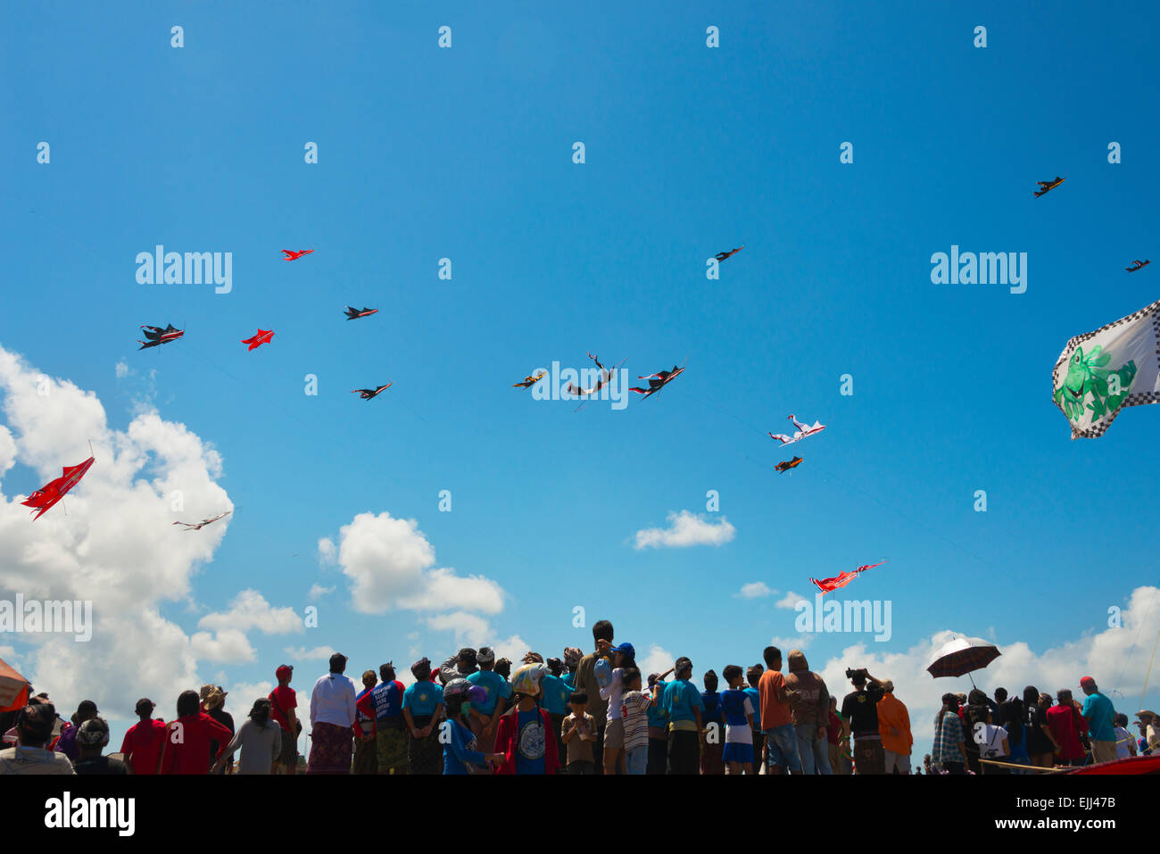 Launching kites at the beach during Kite Festival, Bali island, Indonesia Stock Photo Alamy